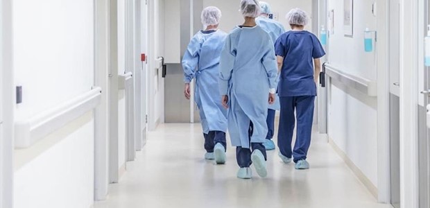 Υγειονομικοί σε αναστολή θα επιστρέψουν τον μισθό τους 